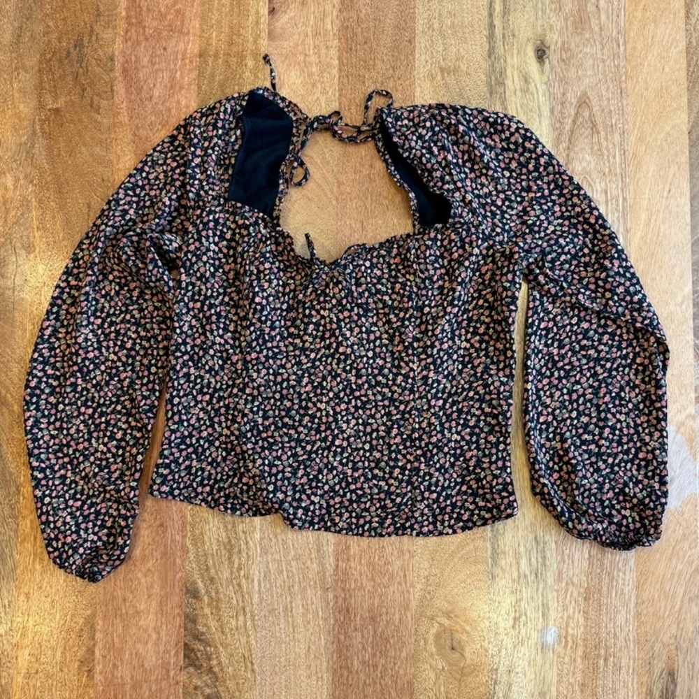 Abercrombie & Fitch Black and Pink Floral Blouse